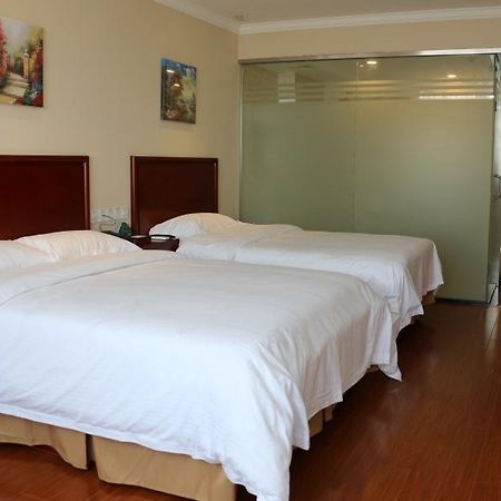 Greentree Inn Guangdong Shenzhen Huaqiangbei Express Hotel Zewnętrze zdjęcie